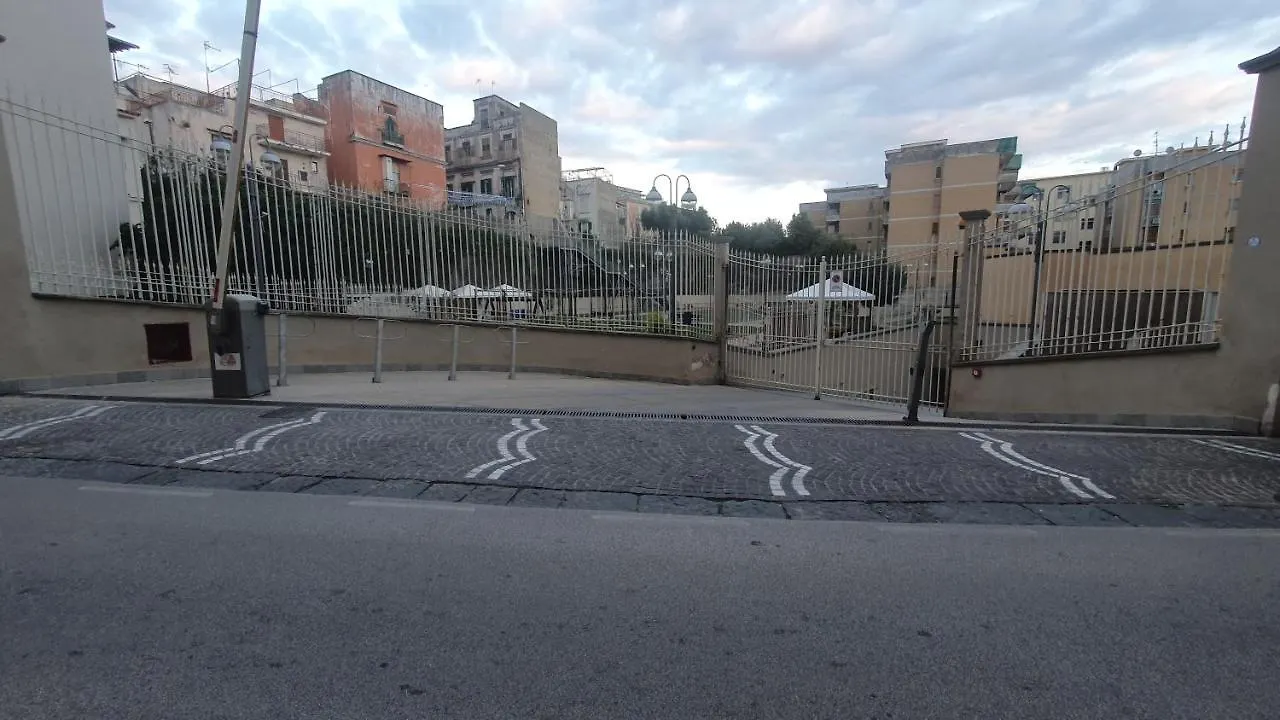 Happy Home - 60 mq appena ristrutturato in centro Portici